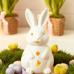 Porte-bougie Lapin de Pâques en céramique blanche, décoration pour la maison à l'occasion de Pâques - Product Image 1