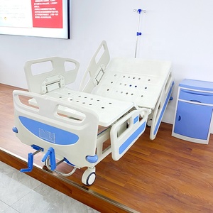 Cama de <span class=keywords><strong>Hospital</strong></span> Manual de 2 Manivelas con Sistema de Control Central, Muebles de <span class=keywords><strong>Hospital</strong></span> de Buena Calidad, Fabricada en ABS - Product Image 5