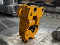 Coupleur rapide inclinable certifié CE RIBETTER avec moteur et roulement pour excavatrice, attache hydraulique avec verrou de sécurité pour JCB Hitachi
