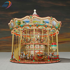 Manège de luxe à deux étages avec chevaux, style antique, à vendre - Product Image 4