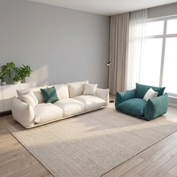 Ensemble de meubles de salon d'hôtel de luxe, canapé en tissu blanc moderne et fauteuil bleu sarcelle pour la décoration de la zone de réception de la suite