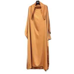 Offre Spéciale de luxe à manches longues respirant couleur personnalisée Abaya en gros pour les femmes arabes grande taille pour robe musulmane en stock - Product Image 1