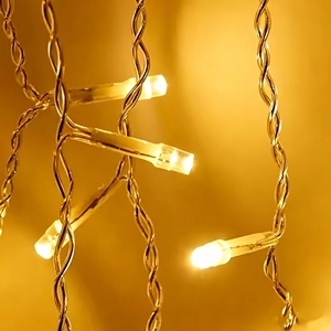 Cortina de <span class=keywords><strong>Luces</strong></span> LED con Forma de Carámbanos, 8 Funciones de Iluminación, <span class=keywords><strong>Cascada</strong></span> Intermitente, Decoración para Bodas, <span class=keywords><strong>Navidad</strong></span>, Hoteles, Exteriores, Control Remoto, IP44 - Product Image 6