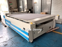 Machine de découpe CNC à couteau oscillant 1625 1825 avec alimentation automatique pour tissus, à vendre