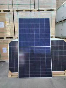 Panneaux photovoltaïques Sairifo 750W 700W 710W 720W N-Type demi-cellules double vitrage 210mmx210mm, efficacité 23,2% avec livraison rapide - Product Image 4