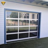 Porte de garage automatique moderne à vue panoramique - Cadre en aluminium trempé, verre miroir en plexiglas, porte sectionnelle à ouverture verticale, moteur intelligent