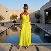 Robe longue plissée sexy à col en V pour femme, bretelles spaghetti, sans manches, fluide, couleur unie, pour l'été, la plage ou les vacances