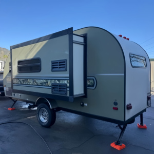 <span class=keywords><strong>Precio</strong></span> de Fábrica al por Mayor, Autocaravana Familiar Popular para Viajes, con Suspensión Independiente, Construcción de Acero, Diseño Impermeable - Product Image 2