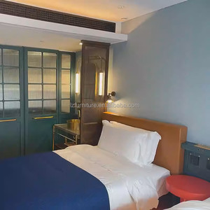 Ensemble complet de meubles de chambre d'hôtel abordables : lit double, king-size, cadre de lit avec tête de lit, coiffeuse, armoire, tables de chevet et table d'appoint - Product Image 5