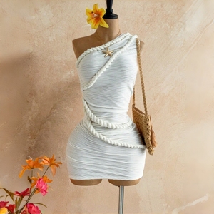 Robe d'été tendance J6 pour femme – Robe mini élégante et unique à épaule unique, sans manches, extensible – Collection Boutique <span class=keywords><strong>de</strong></span> Vêtements Féminins - Product Image 3