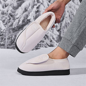 Ciabatte da <span class=keywords><strong>donna</strong></span> all'ingrosso calde per la casa interna <span class=keywords><strong>pantofole</strong></span> di cotone antiscivolo spesse <span class=keywords><strong>pantofole</strong></span> da esterno in <span class=keywords><strong>Velcro</strong></span> - Product Image 4