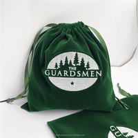 Tas Penyimpanan Hadiah Beludru Custom Bordir Logo Mewah dengan Tali Serut Hijau, Kantong Produk Hewan Peliharaan/Gym dari Beludru Poliester dengan Tali Serut