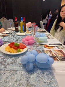 <span class=keywords><strong>Chemin</strong></span> <span class=keywords><strong>de</strong></span> <span class=keywords><strong>table</strong></span> en polyester métallisé imprimé <span class=keywords><strong>de</strong></span> roses dorées, luxueux, imperméable et écologique, pour mariage, fête, hôtel, décoration <span class=keywords><strong>de</strong></span> la maison - Product Image 5