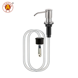 Distributeur de <span class=keywords><strong>liquide</strong></span> <span class=keywords><strong>vaisselle</strong></span> professionnel pour cuisine avec pompe et kit de tube d'extension, finition mate - Product Image 1