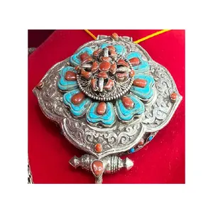 Wholesale Handmade Pendant Tibetan Gold Plated Silver Pendant For Sale