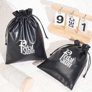 Bolsa de Cuero PU Negra con Cordón y Logotipo Personalizado para Cámara, Bolsa Impermeable de Cuero para Regalo, Estuche para Banco de Energía - Product Image 1