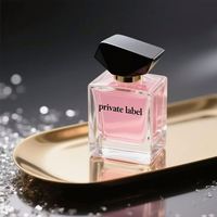 Parfum de Dubaï personnalisable, luxe français, écologique, moderne, parfum longue durée, parfum sucré, huile extra vierge, spray pour femmes