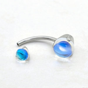 Anneau de nombril en titane Lotus F136 avec pierre de lune brillante et zircone cubique, filetage interne, bijou de piercing corporel raffiné - Product Image 2