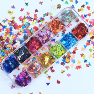Automne jaune 3D <span class=keywords><strong>flocons</strong></span> ultra-minces 12 grilles miroir feuille d'érable ongles paillettes holographique papillon dégradé plastique vernis - Product Image 3