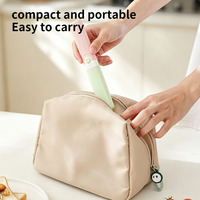 Roestvrijstalen groenteschiller, multifunctioneel fruit- en aardappelschilmes met ergonomische handgreep voor de keuken