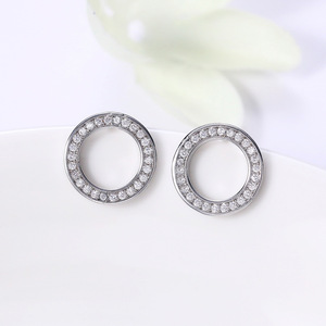 Orecchini a Perno Minimalisti Rotondi Cavi, Gioielli di Moda Creativi a Forma di O, Eleganti per Uso Quotidiano Femminile - Product Image 4