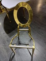 Chaises de banquet de luxe royales pour événements, en acier inoxydable doré, pour mariages en extérieur, avec coussin de siège moderne en cuir PU blanc et velours