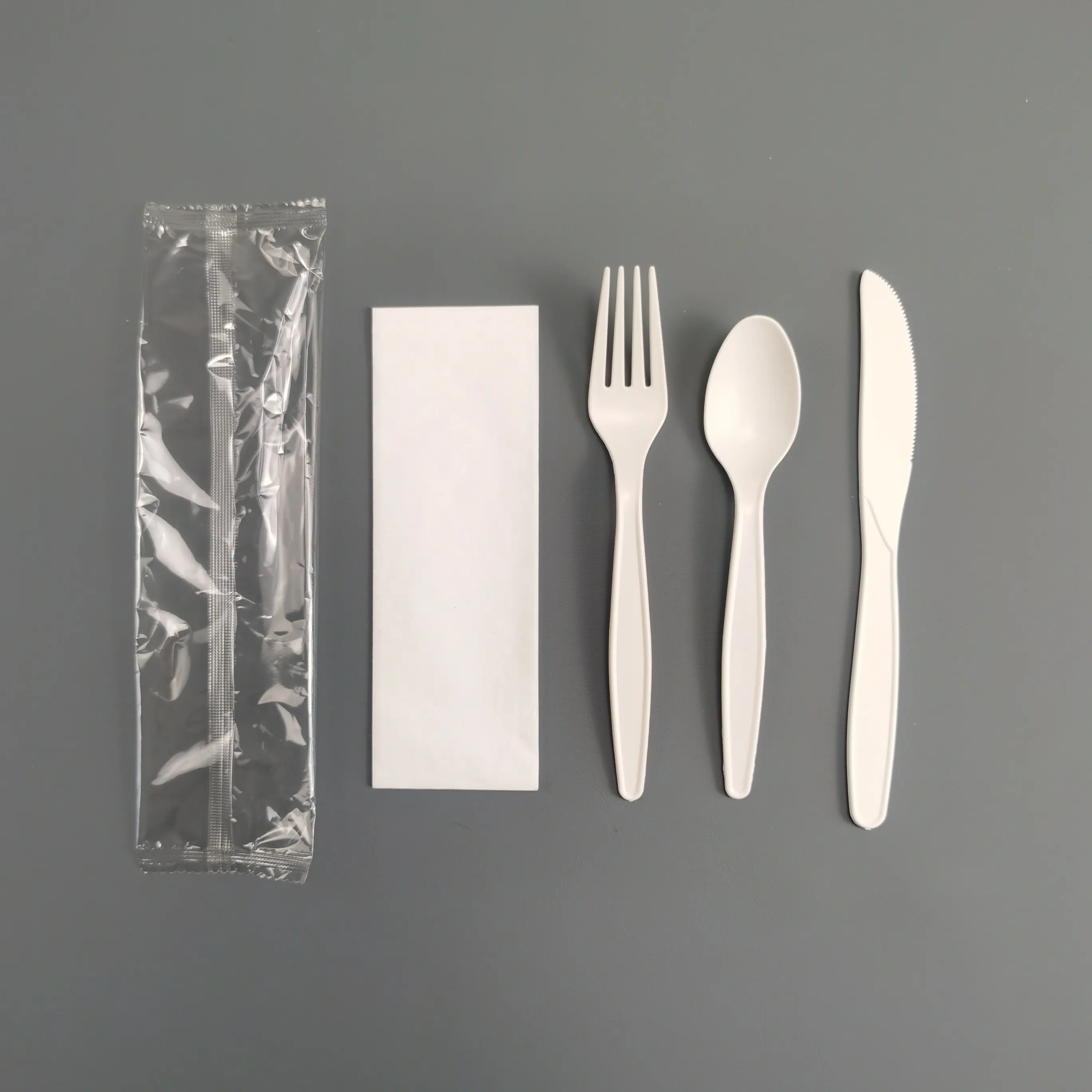Fabbricazione LOGO personalizzato coltello biodegradabile forchetta cucchiaio posate di amido vegetale posate compostabili amido di mais