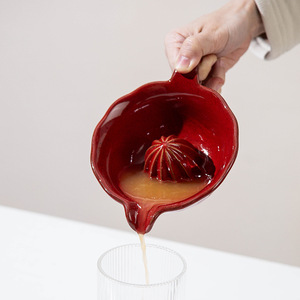 Presse-agrumes manuel créatif en céramique avec poignée, extracteur de jus pour aliments pour bébés, outil pratique pour presser citrons et pamplemousses - Product Image 3
