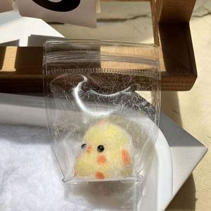 ของเล่นบีบลดความเครียดรูปสัตว์น่ารัก ลดราคาพิเศษ มีสินค้าพร้อมส่ง ของเล่นบีบ TPR รูปเพนกวิน ลูกเป็ด ลูกหมู ลูกไก่ ของเล่นแปลกใหม่สำหรับคลายเครียด - Product Image 6