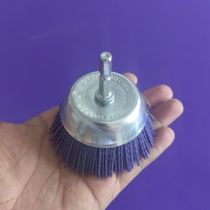 <span class=keywords><strong>Brosse</strong></span> Abrasive Industrielle en Nylon de 3 Pouces avec <span class=keywords><strong>Tige</strong></span> Hexagonale pour le Débavurage des Métaux - Product Image 3