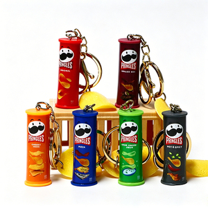 Llavero de resina <span class=keywords><strong>Pringles</strong></span>: Miniatura de lata de patatas fritas, colgante para bolso, juguete de comida novedoso, llavero para decoración de mochila - Product Image 3