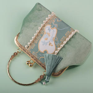 Bolsos de Hombro Clásicos de Lujo Hechos a Mano de Moda Vintage China para Mujer, Bolsos de Mano Portátiles <span class=keywords><strong>con</strong></span> Correa Individual y Cadenas de Perlas para Mujer 2022 - Product Image 2