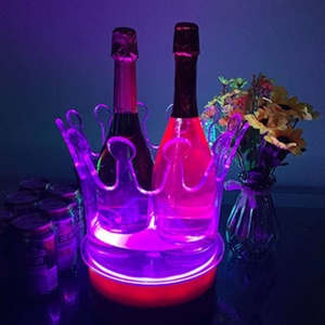 Seau à glace en métal en forme de couronne avec plastique translucide en plastique pour pot en cuivre de renard Corriemhor <span class=keywords><strong>Corsair</strong></span> - Product Image 1