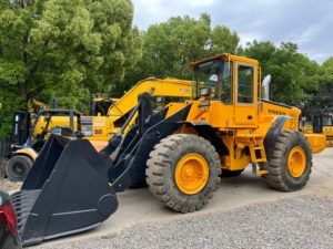 รถตักล้อยางมือสอง Volvo L105E ประสิทธิภาพสูง ระบบไฮดรอลิกเดิม เครื่องยนต์ทรงพลัง พร้อมส่ง 15 คัน - Product Image 4