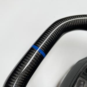 Volant en fibre de carbone au design classique CCExcellent pour <span class=keywords><strong>Ford</strong></span> EcoSport/<span class=keywords><strong>Kuga</strong></span>/MK3 - Product Image 4