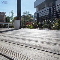 Planche de terrasse en WPC écologique, brossée traditionnelle, résistante aux animaux domestiques, imperméable, anti-rayures, pour les zones d'activités extérieures