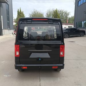 Mini-fourgonnette électrique noire 4 roues 7 places, charge rapide, autonomie inférieure à 100 km - Product Image 4