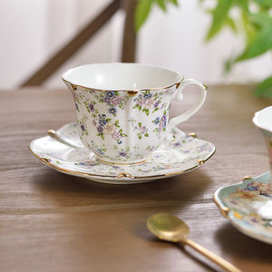 Popolare turco 200ml fiore decorativo <span class=keywords><strong>oro</strong></span> bordo osso China <span class=keywords><strong>tazza</strong></span> e piattini Cappuccino <span class=keywords><strong>tazza</strong></span> da tè ceramica tazze da caffè - Product Image 3