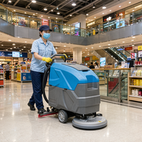 Autolaveuse autoportée K1 avec une capacité de nettoyage de 2000 m²/h, machine de nettoyage de sols industrielle et commerciale, brosse de 18 pouces, réservoir de 55 L/65 L pour supermarché
