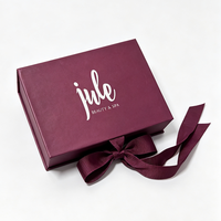 Boîte à cartes-cadeaux élégante et tendance pour salon de beauté, centre de spa, avec ruban et nœud