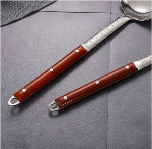 Utensilios de cocina de gran venta: Cucharones de metal, juegos de cucharones de sopa de acero inoxidable, cucharón pequeño con mango de madera, espumadera para pilaf, espátula - Product Image 5