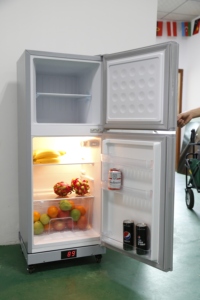 128L Солнечный холодильник по низкой цене, холодильник постоянного тока, полный комплект, солнечная панель для дома, телевизора и холодильника - Product Image 3