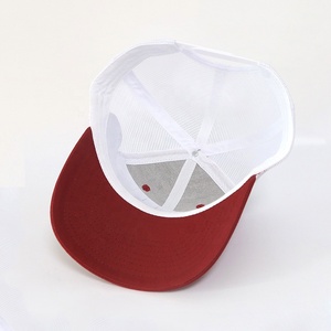 Chapeau d'été classique et décontracté pour hommes, meilleur marché, logo <span class=keywords><strong>en</strong></span> cuir, casquettes de camionneur 6 panneaux <span class=keywords><strong>en</strong></span> maille personnalisées pour l'extérieur, petit <span class=keywords><strong>lot</strong></span> personnalisé - Product Image 5