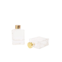 Flacon de parfum pour la maison de 50 ml, diffuseur de parfum d'ambiance, flacon en verre personnalisé de luxe, huiles essentielles d'aromathérapie, flacons de diffuseur à roseaux en gros
