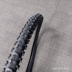 Neumático de bicicleta para niños 26x2,1 26x2,10 52-559 Neumáticos de bicicleta con patrón ranurado MTB - Product Image 3