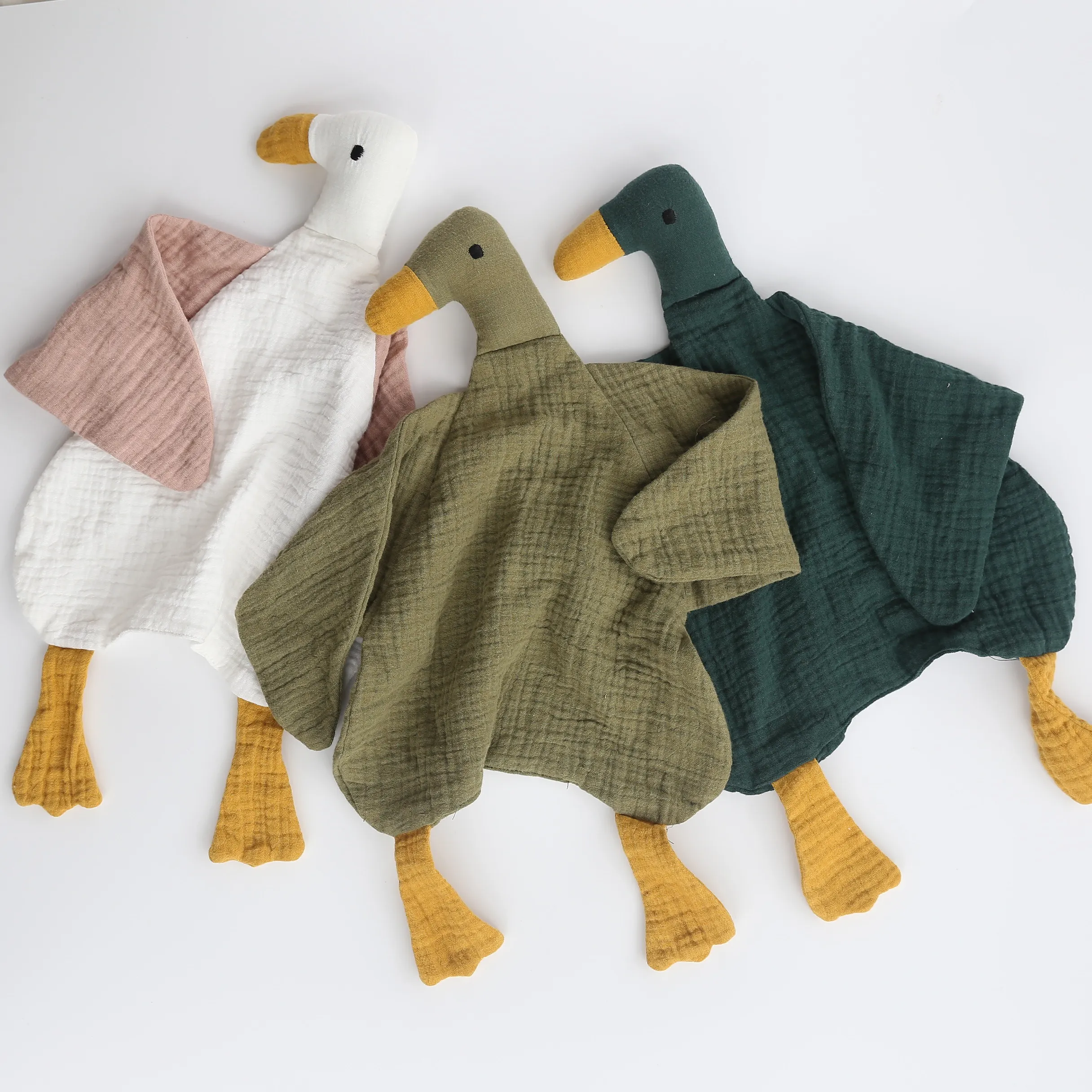 Custom design OME super soft animal duck stuffed lovey toy organic cotton muslin newborn goose security blanket for baby