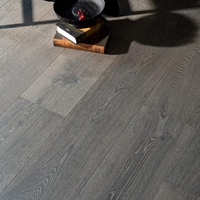 Parquet en bois d'ingénierie multicouche haut de gamme, style rétro américain, en chêne fumé dentelé, composite, finition brossée foncée