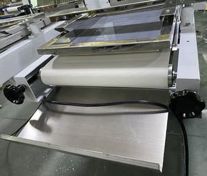 Machine à façonner le pain baguette électrique, état neuf, usage industriel, boulangerie, pain grillé, eau, farine, œufs, acier inoxydable de qualité alimentaire - Product Image 4