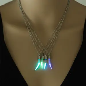 Glow In The Dark Light Pepper Pendant Quicksand Pendant Necklace Luminous Classic Necklace Wholesale