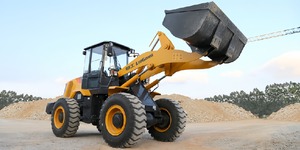 Cargadora de Ruedas 830H a Precio de Fábrica, Cucharón de 1.6 Metros Cúbicos, Máquina de Construcción de Alto Rendimiento y Uso Pesado - Product Image 2